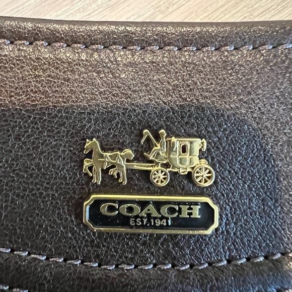 Coach brown leather crossbody bag - Picture 2 of 3